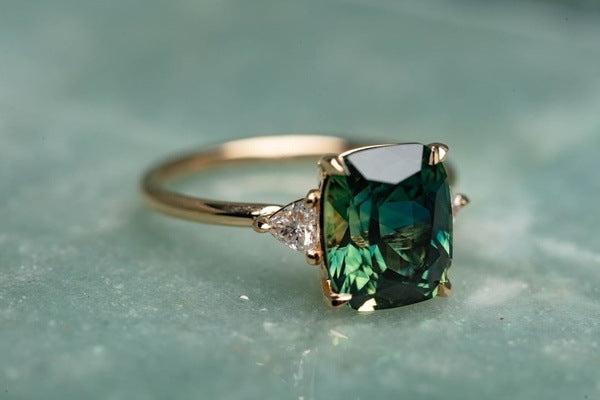 Anillo de Piedra Preciosa Verde Inspiración Vintage | Oro
