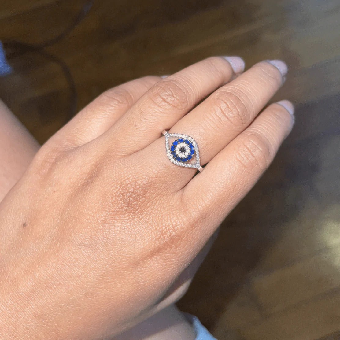 Anillo del Ojo Malvado Bendito Roxxe