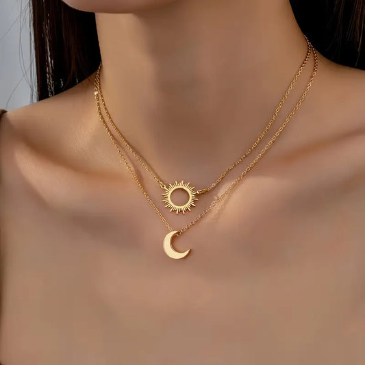 Conjunto de 2 Collares con Colgantes de Sol y Luna - Estilo Vintage y Minimalista