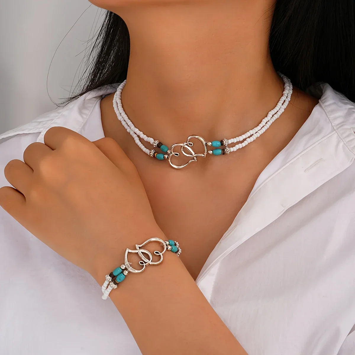 Conjunto de Collar y Pulsera Corazón de Plata