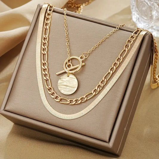 Collar de Capas de Moneda Texturizado Savira | Oro