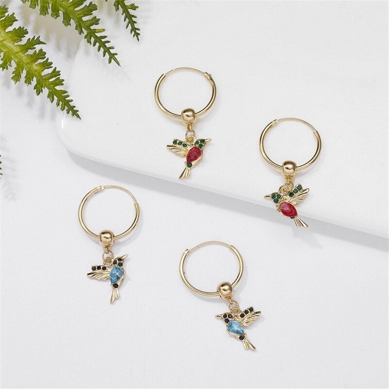Pendientes Edición Limitada de Colibrí Volador con Incrustación de Circonita