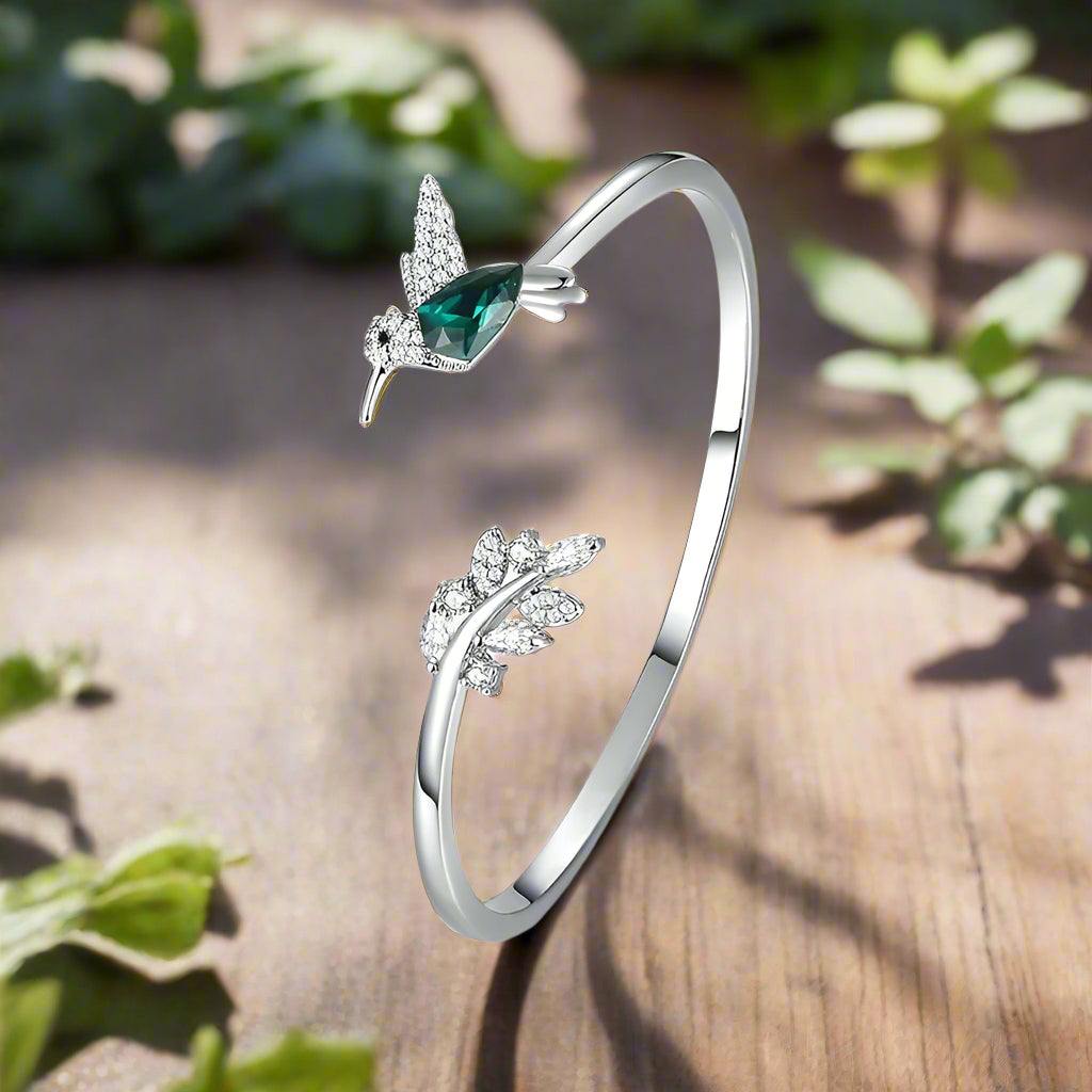 Anillo Ajustable de Colibrí con Diamante de Estras