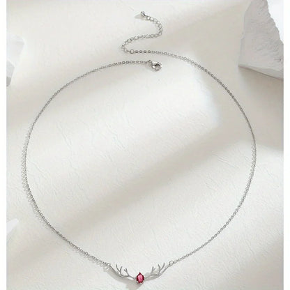 Collar de Asta de Venado con Dije de Corazón Delicado