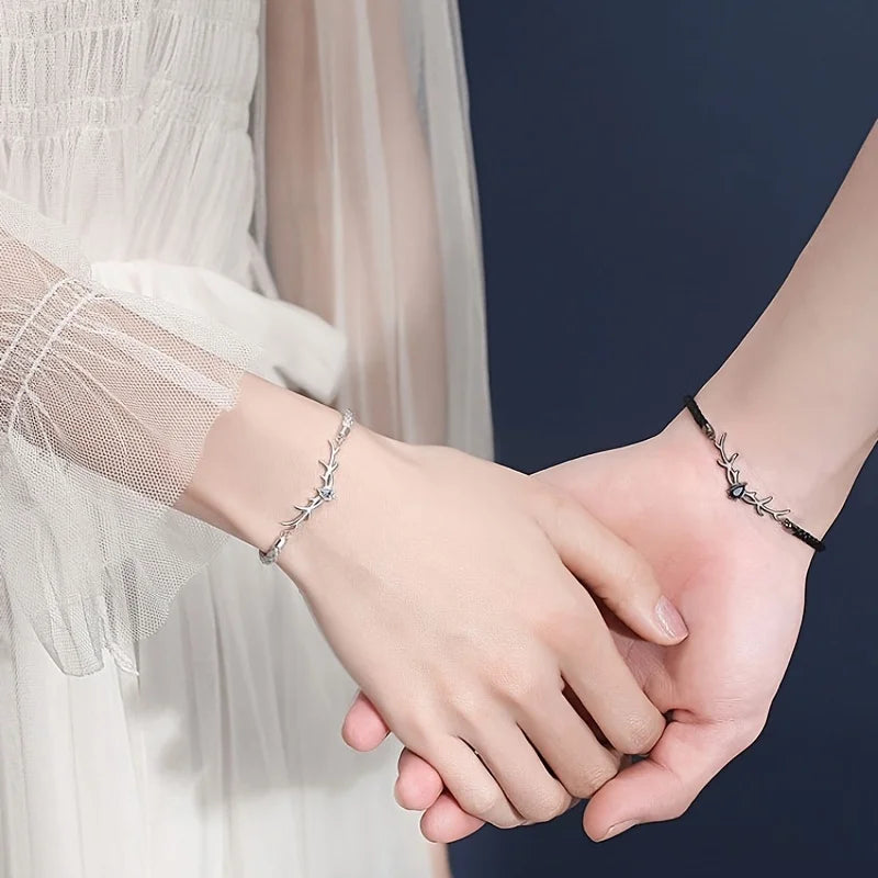 Pulsera de Corazón de Asta de Venado con Zirconia