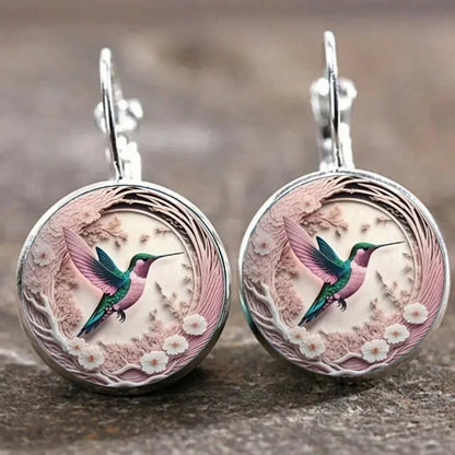 Collar de Colibrí en Cúpula de Cristal