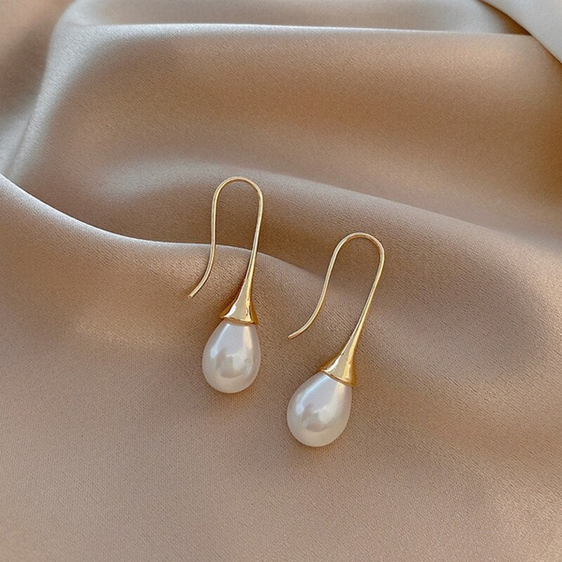 Pendientes de perlas colgantes