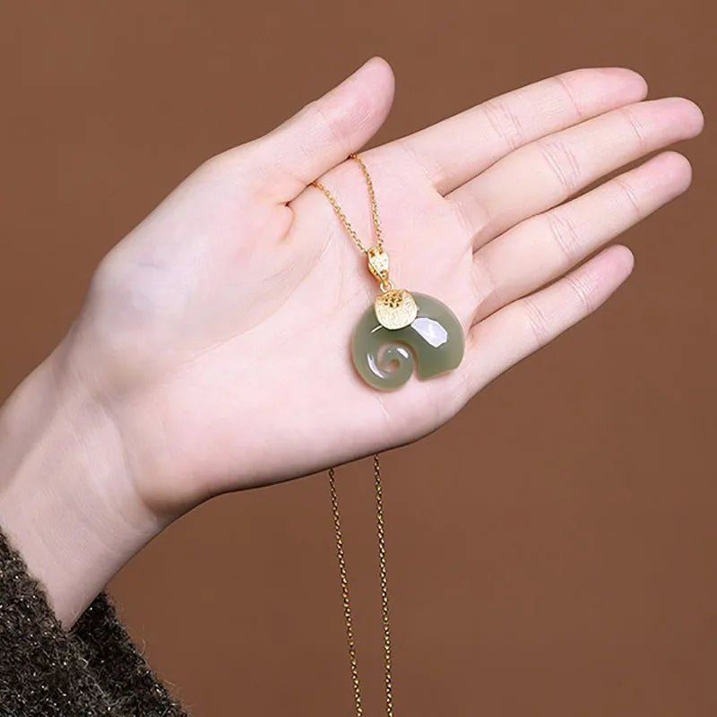 Collar de Elefante en Jade Hetian