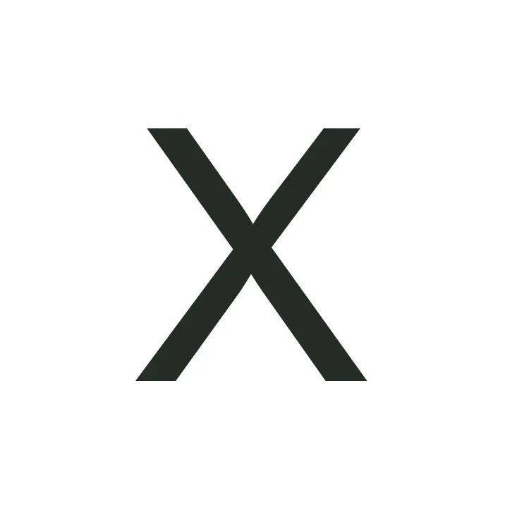 Cadena moderna dorada de 18 quilates con iniciales y candado