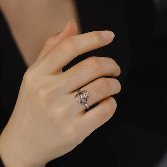 Anillo de Pata y Corazón en Tono Dorado
