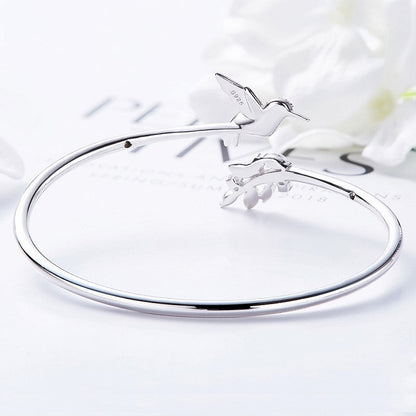 Anillo Ajustable de Colibrí con Diamante de Estras