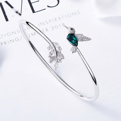 Anillo Ajustable de Colibrí con Diamante de Estras