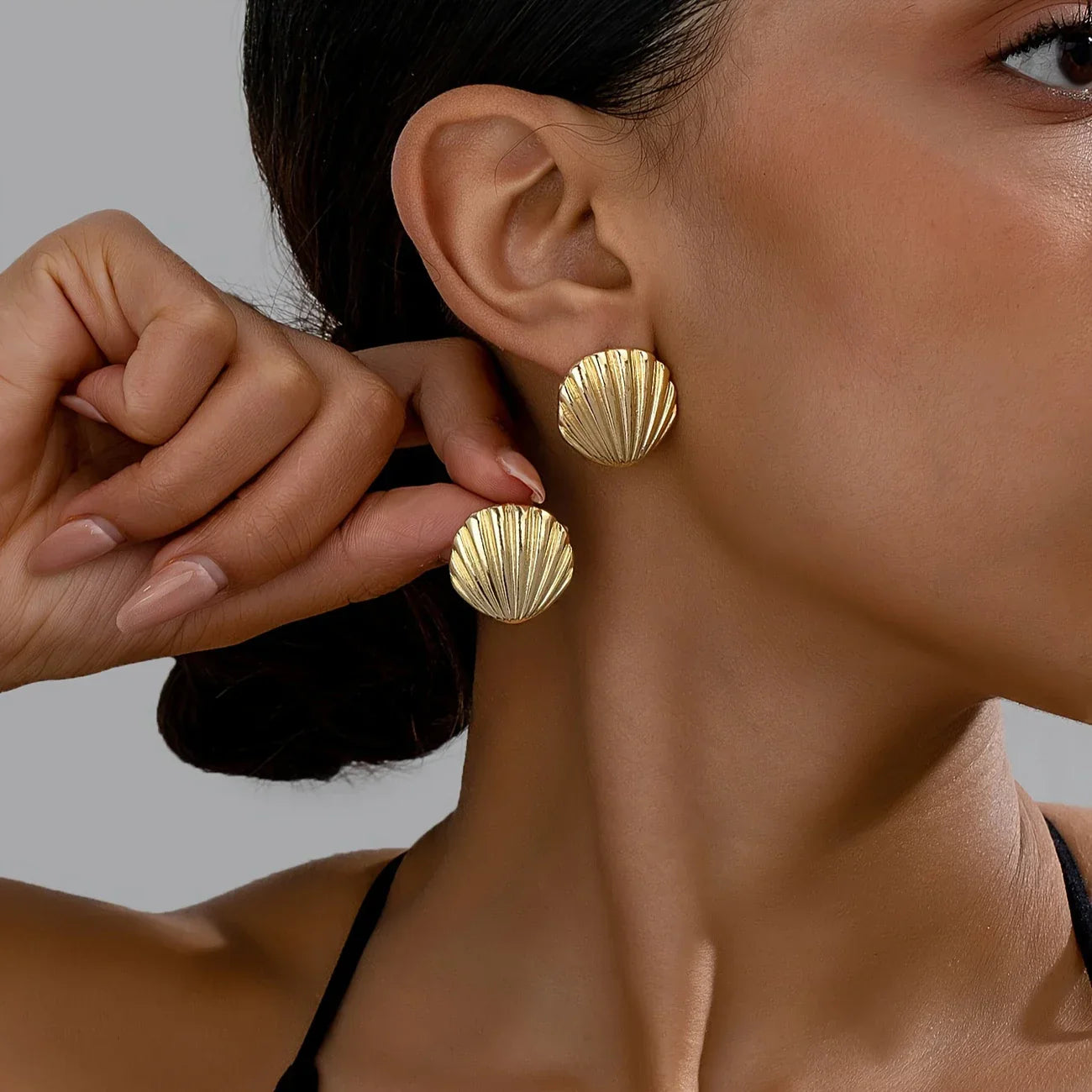 Pendientes Bohemios Concha Dorada Impermeables