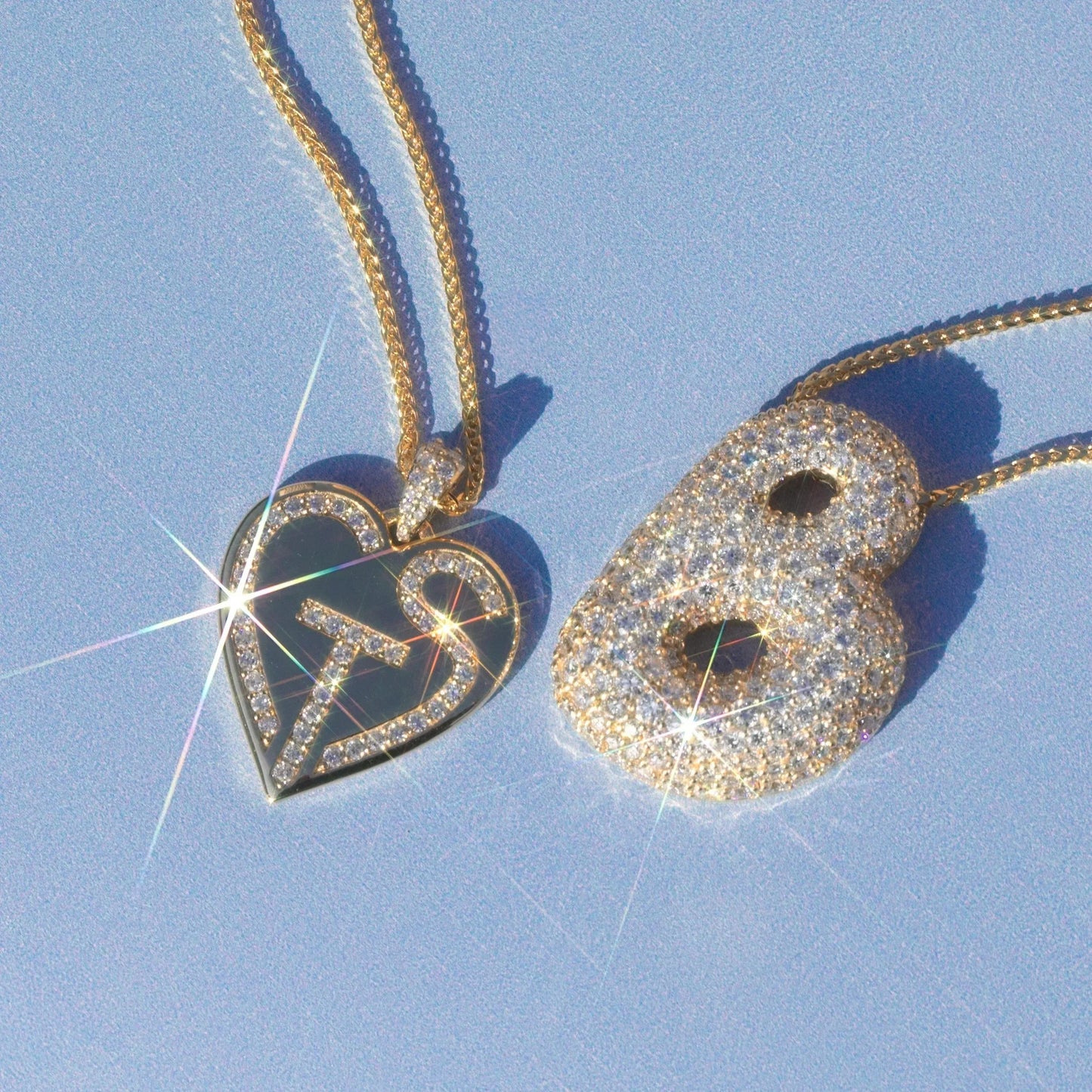 Collar de inicial con burbujas Hailey