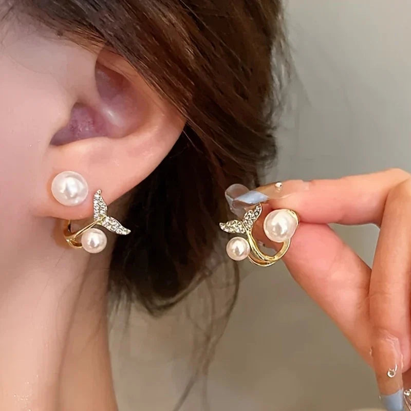 Pendientes Elegantes Cola de Sirena con Perla