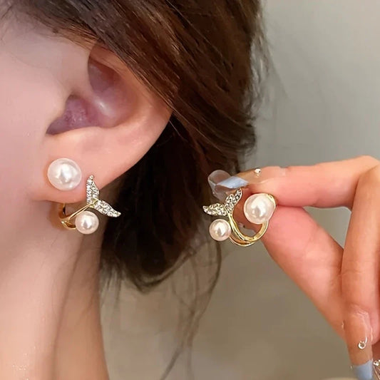 Pendientes Elegantes Cola de Sirena con Perla