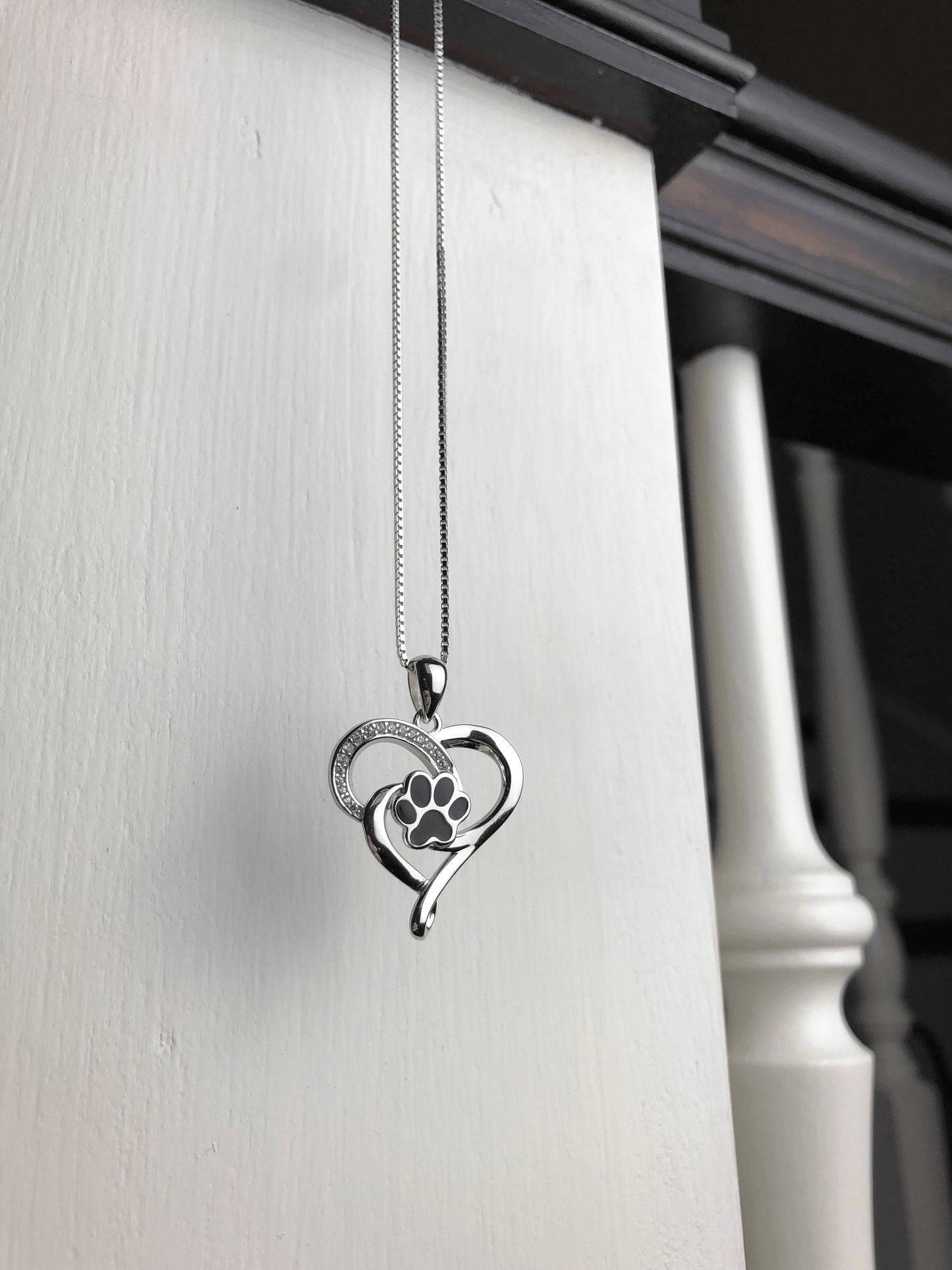 Collar de Infinito en Acero Inoxidable con Corazón y Pata