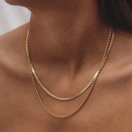 Collar superpuesto Hailey