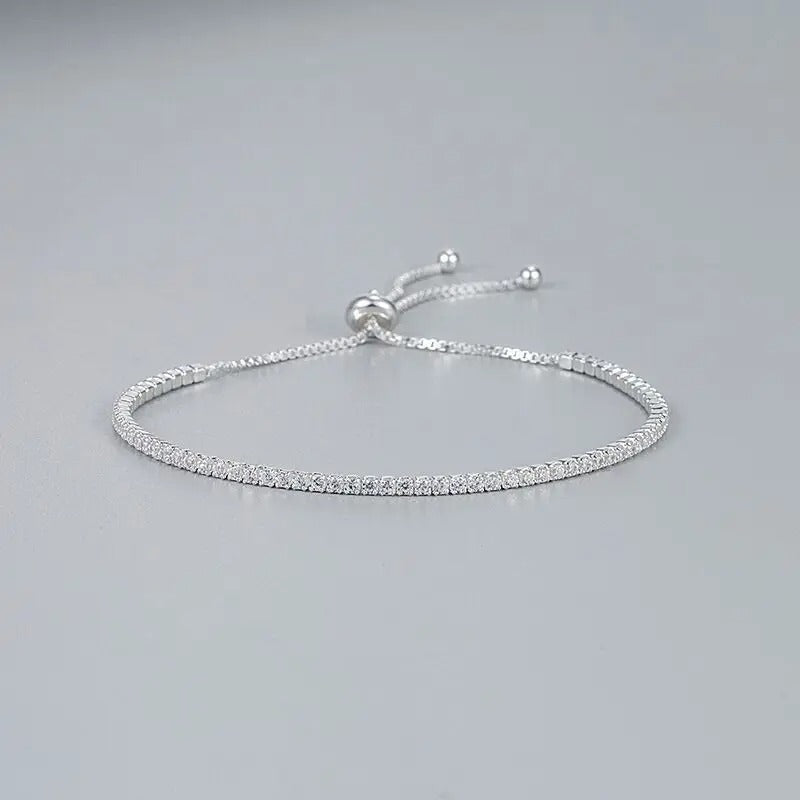 Hermosa pulsera de plata 925 con circonias