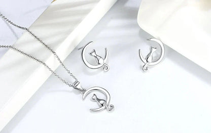 Pendientes de Gato con Luna y Estrella en Plata de Ley